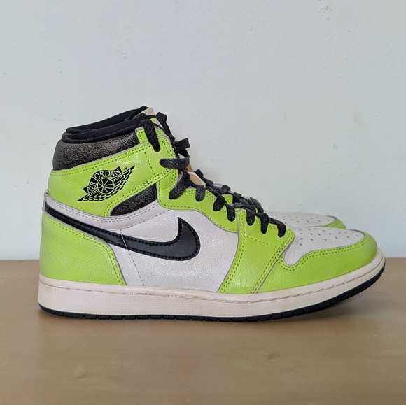 Nike Air Jordan 1 Retro High OG Visionaire Sneakers 555088-702 Men's Size 9 - Picture 1 of 8